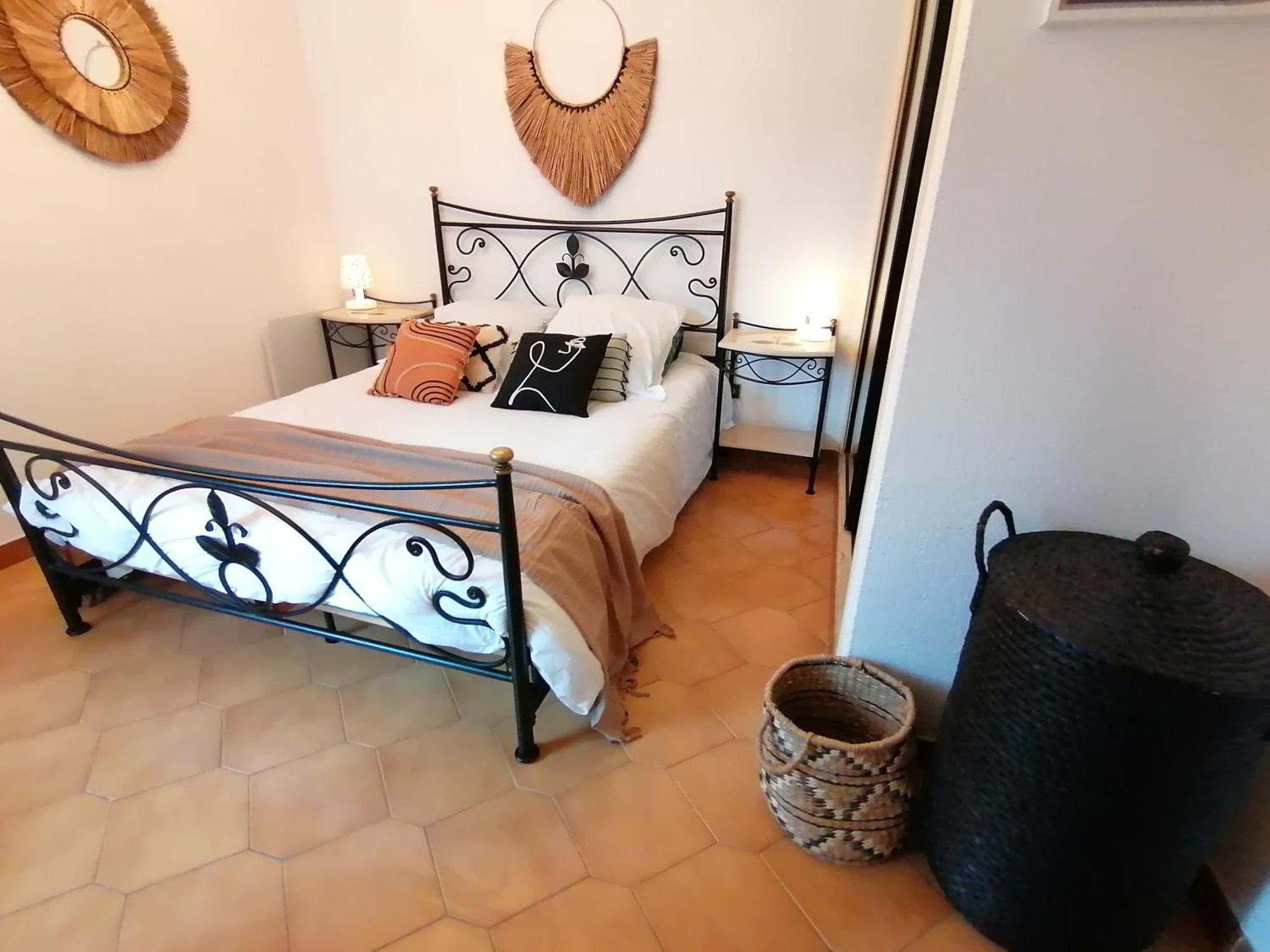 "Le Palmier Dore", Cosy T3 A 3 Minutes A Pied Des Plages, Parking Et Clim Sanary-sur-Mer Exterior photo